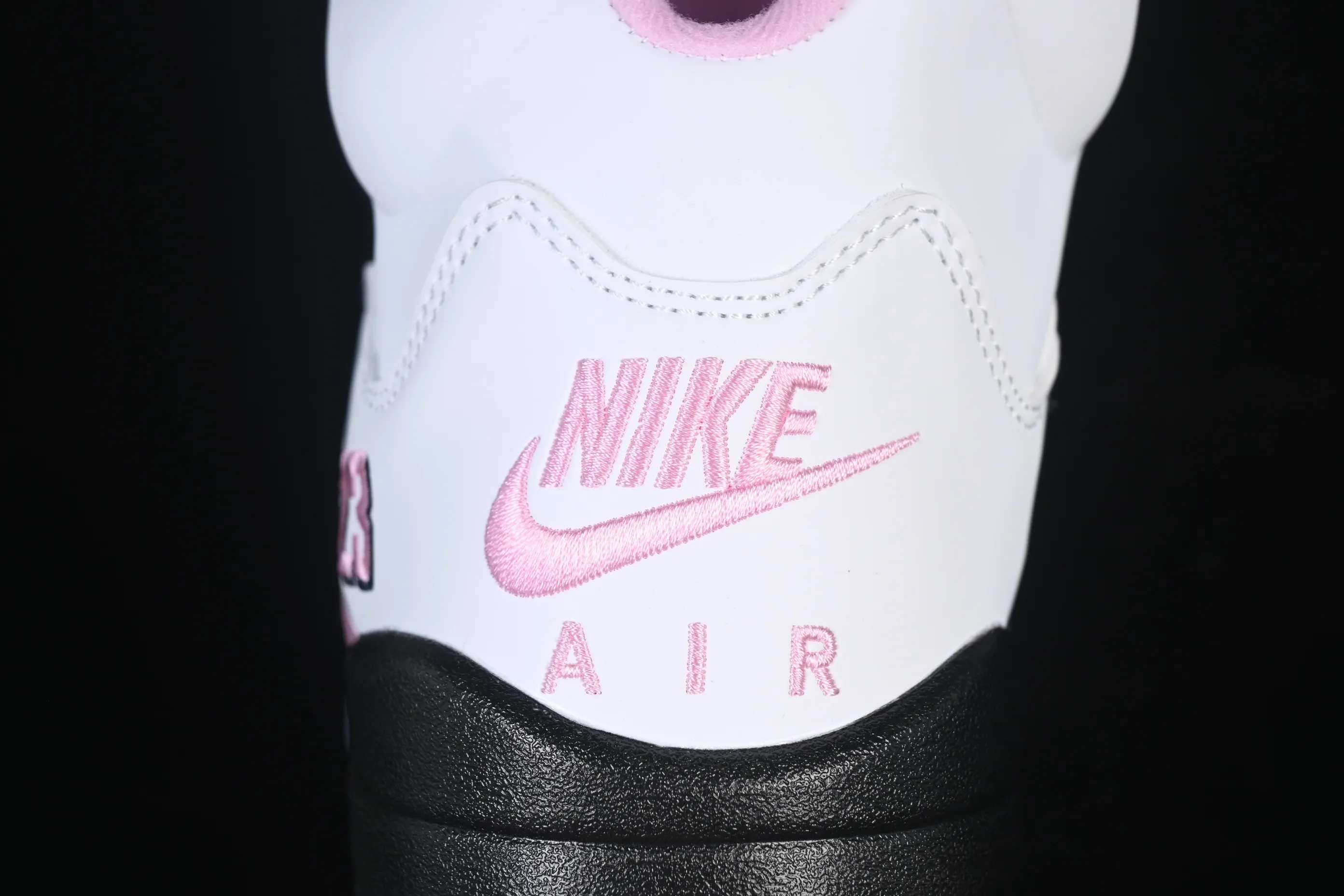 All categories Air Jordan Jordan series basketball shoes Air Jordan 5 Air Jordan 5 Retro "35th Anniversary" AJ5 Joe 5 Girly Pink HQ7978-102